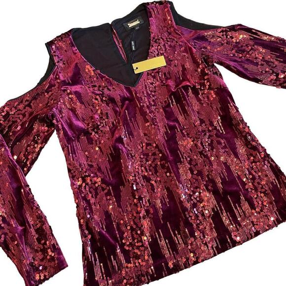 NWT Alexia Admor Women's Sequins Velvet Cold Shoulder Blouse Size M - Picture 1 of 9